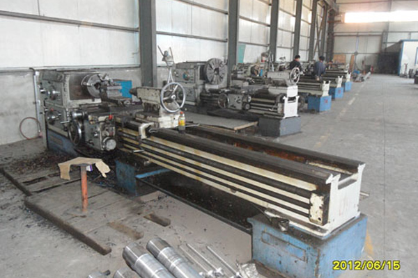 加工本公司環(huán)保用車輪軸及托輥